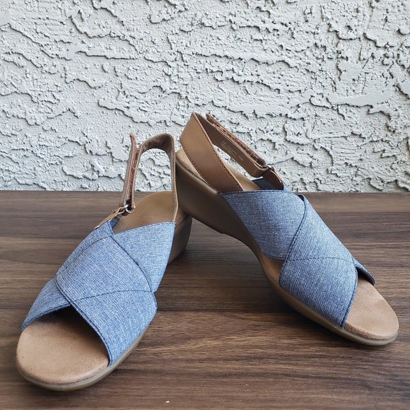 aerosoles blue sandals